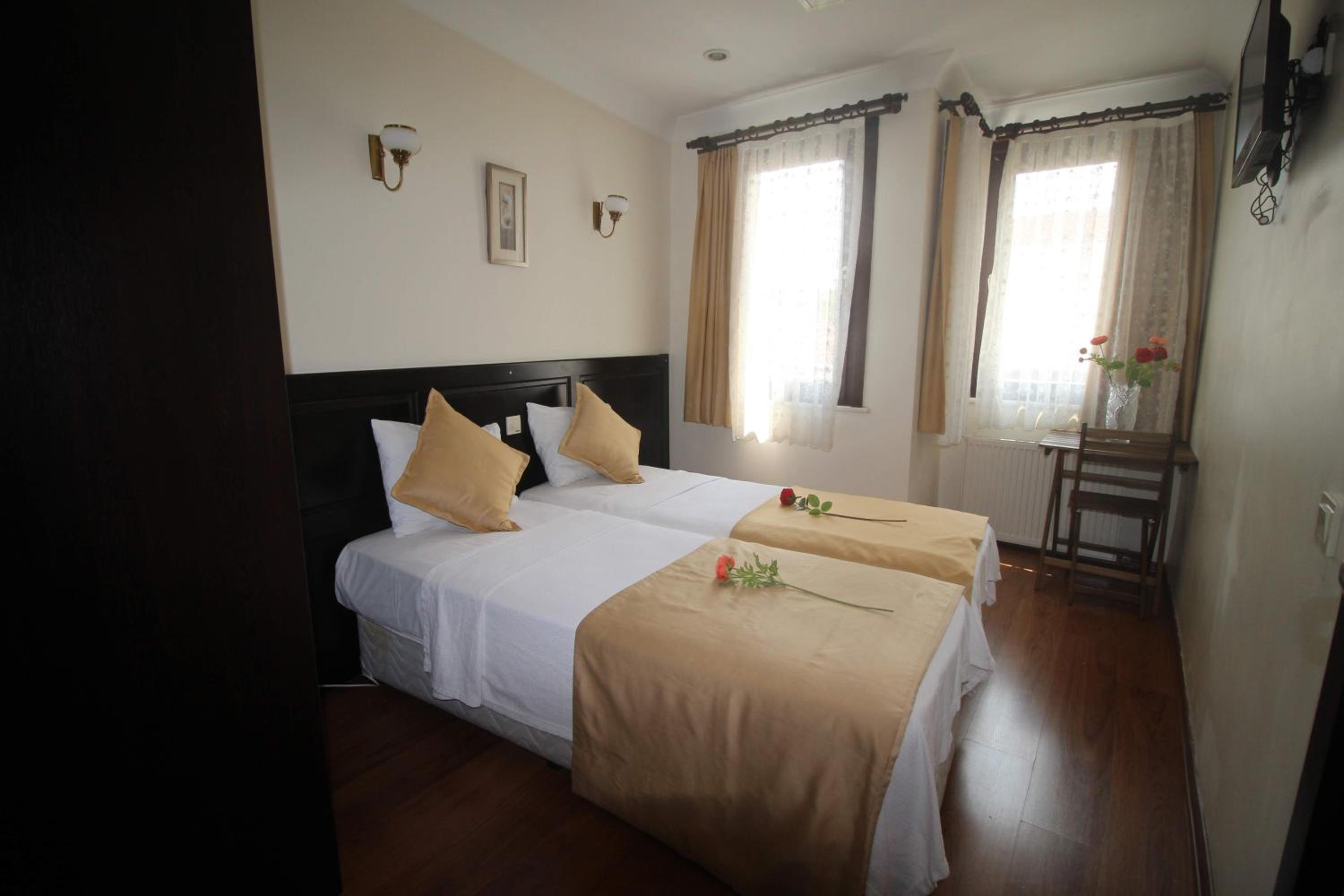 SULTANS HOTEL 6/51