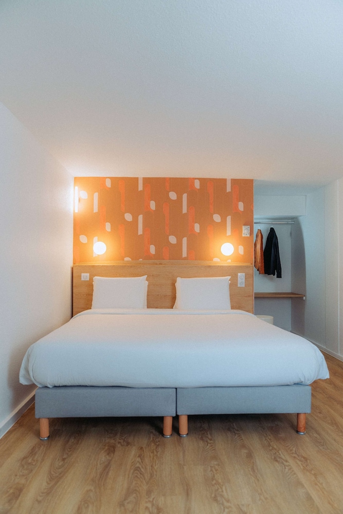 Hollywood Hotel Cannes 18/41