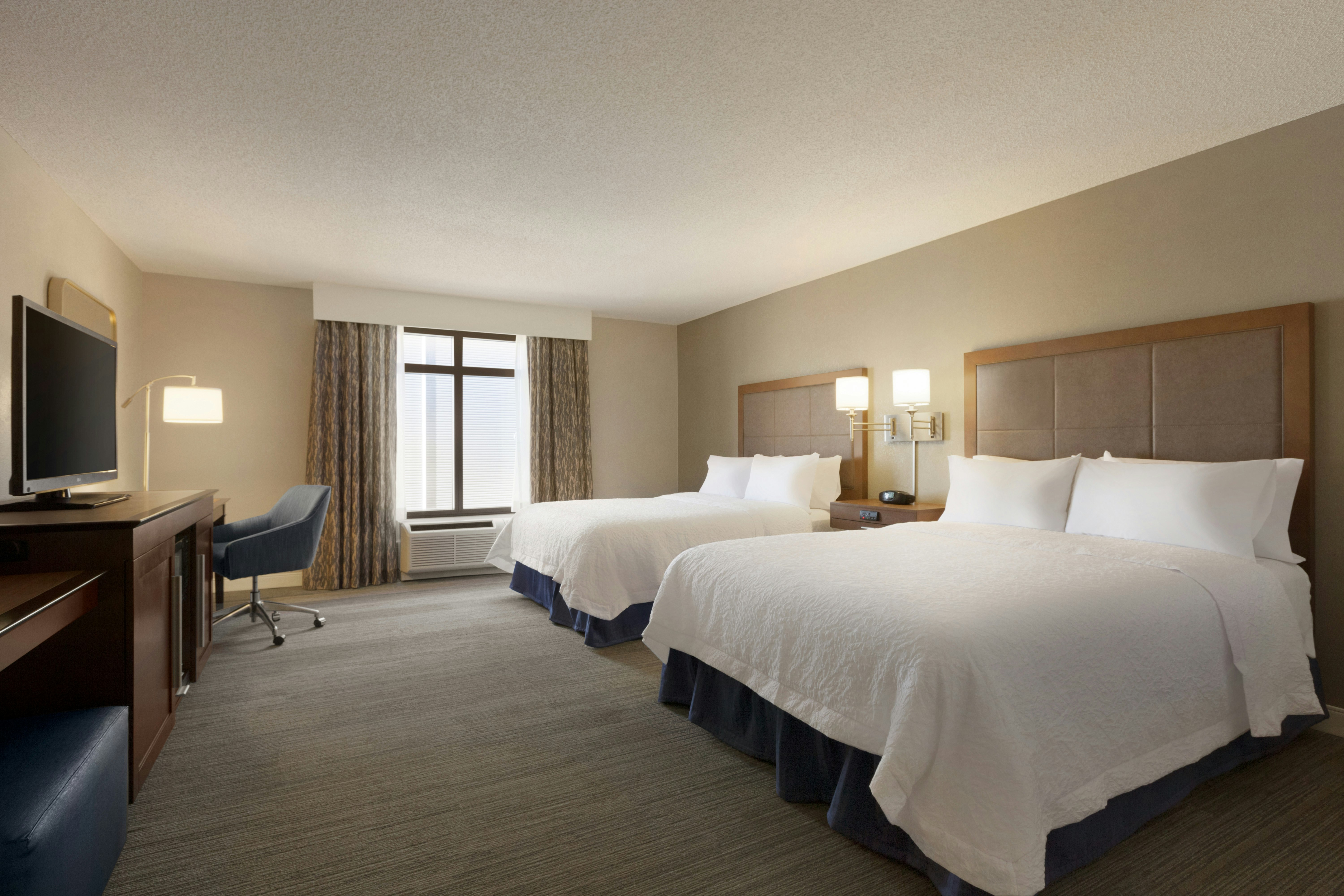 Hampton Inn And Suites Nashville Downtown Tn 19/53