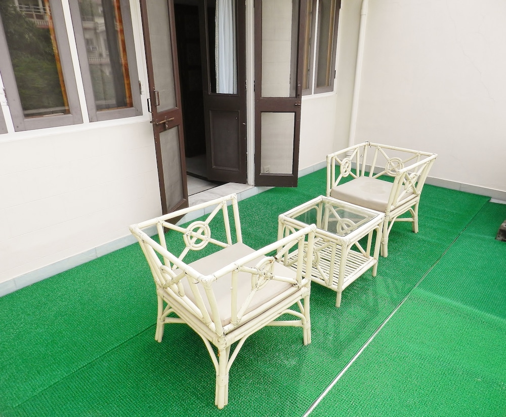 Hotel Arya Niwas 37/47
