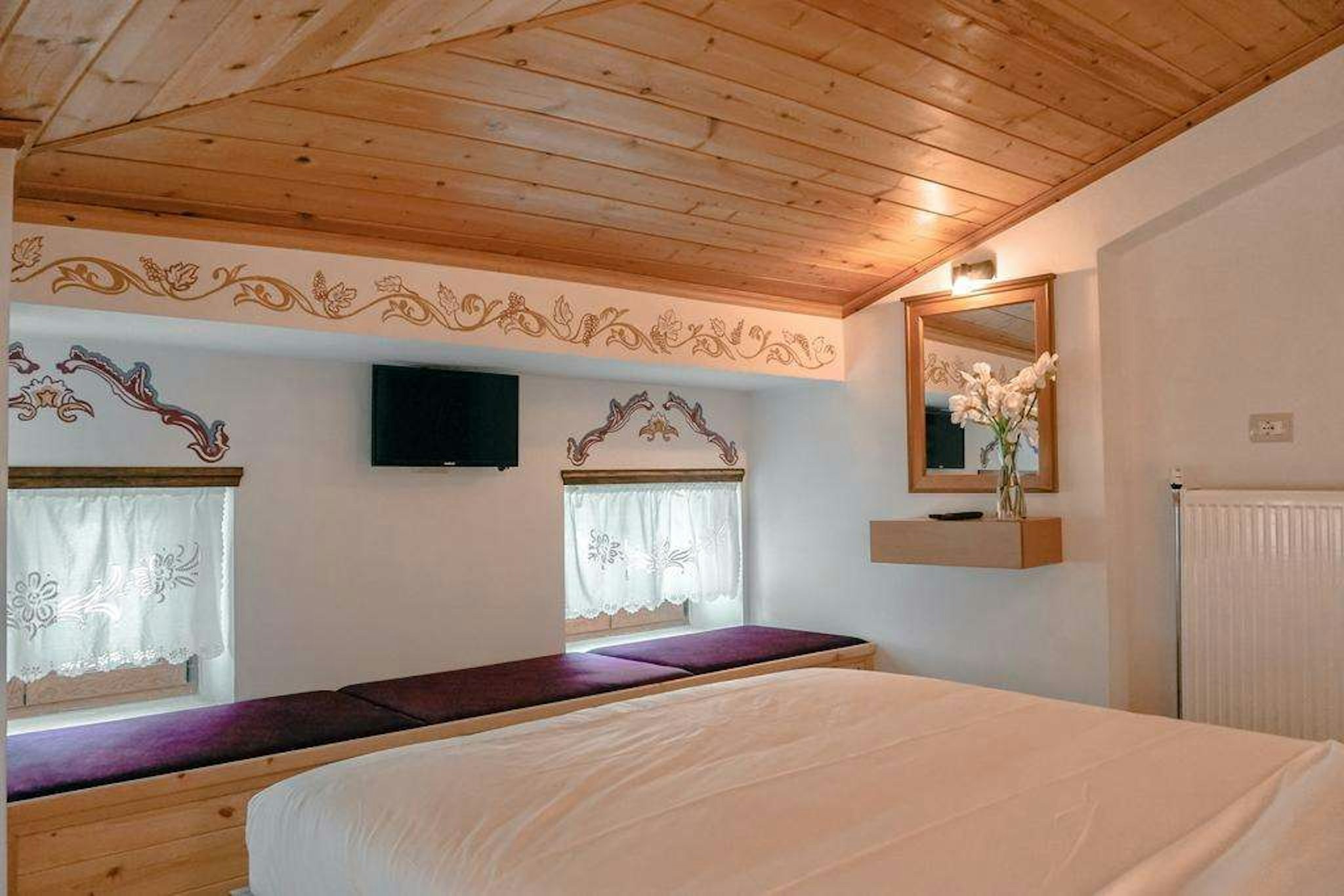 Argjiro Hotel 18/48