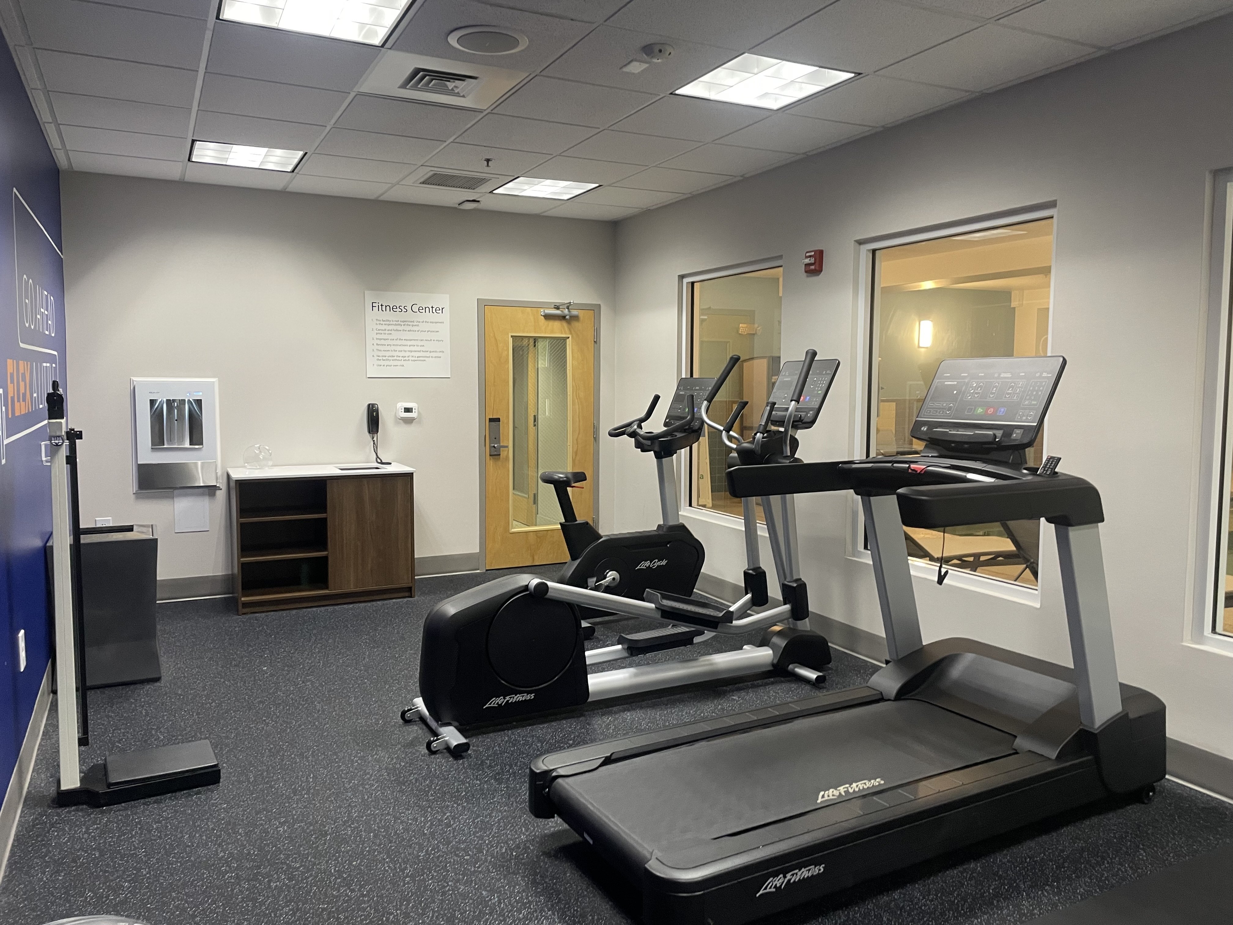 Holiday Inn Express Hotel and Suites Raleigh Sw Nc State 38/80