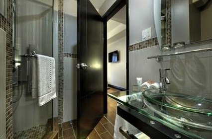 Le Petit Hotel 55/58