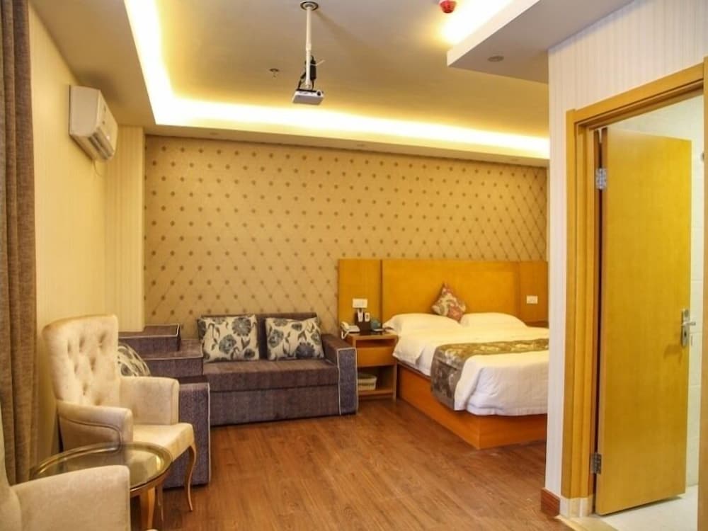 Greentree Inn Zhuhai Mingzhu Station Express Hotel 13/27