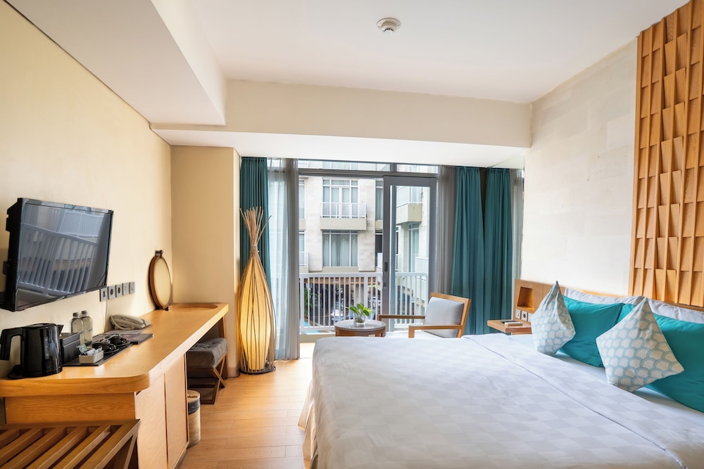 BEDROCK HOTEL 16/73