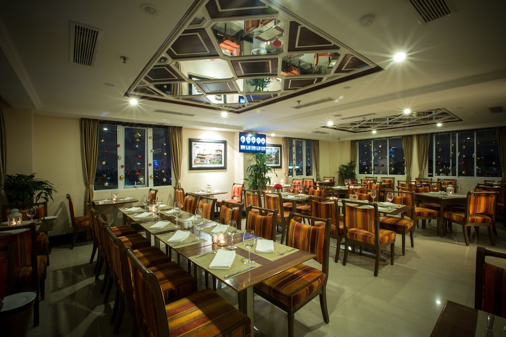 Chalcedony Hotel 41/50