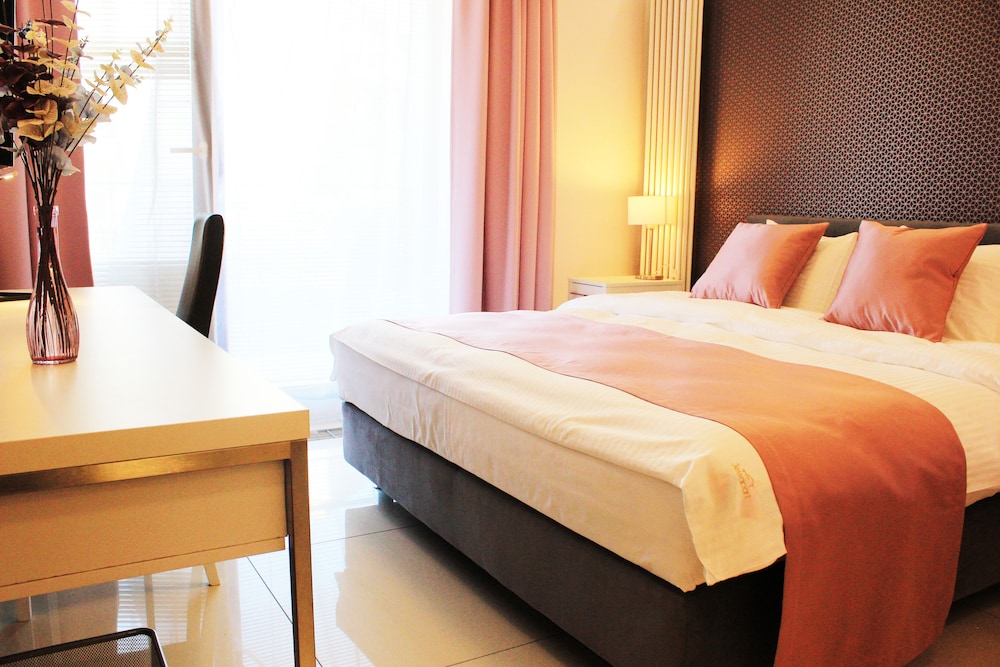 Jessapart Hotel - Triton Park 14/50