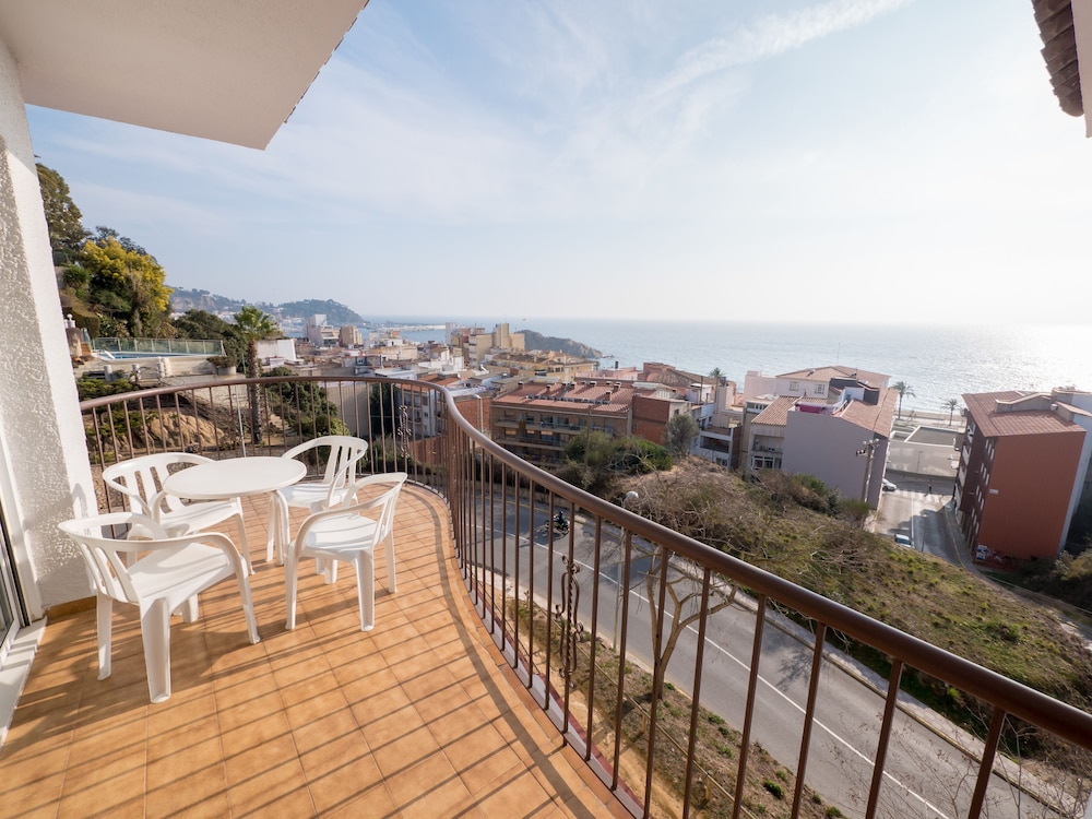 Muntanya Mar Apartments 32/34