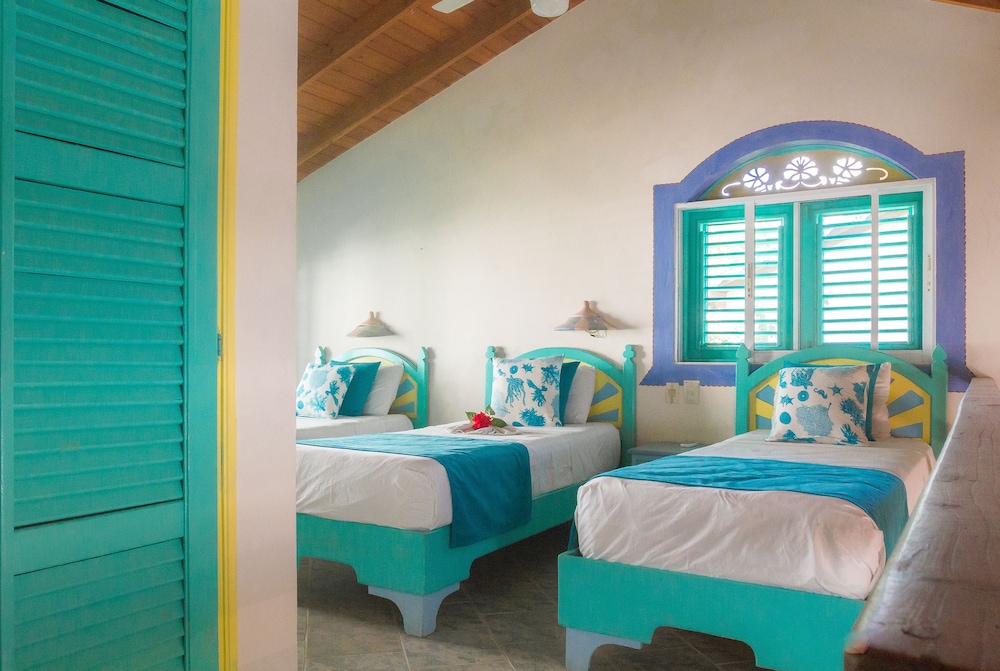 Hotel Playa Colibri 19/72
