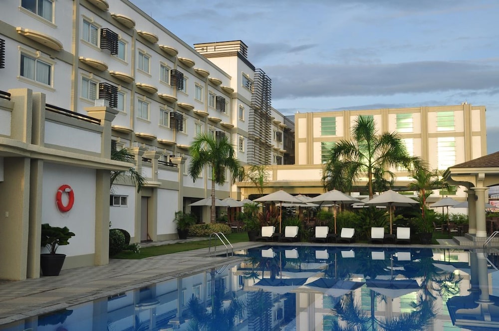 Hotel Centro Puerto Princesa Near Airport by ZUZU 9/107