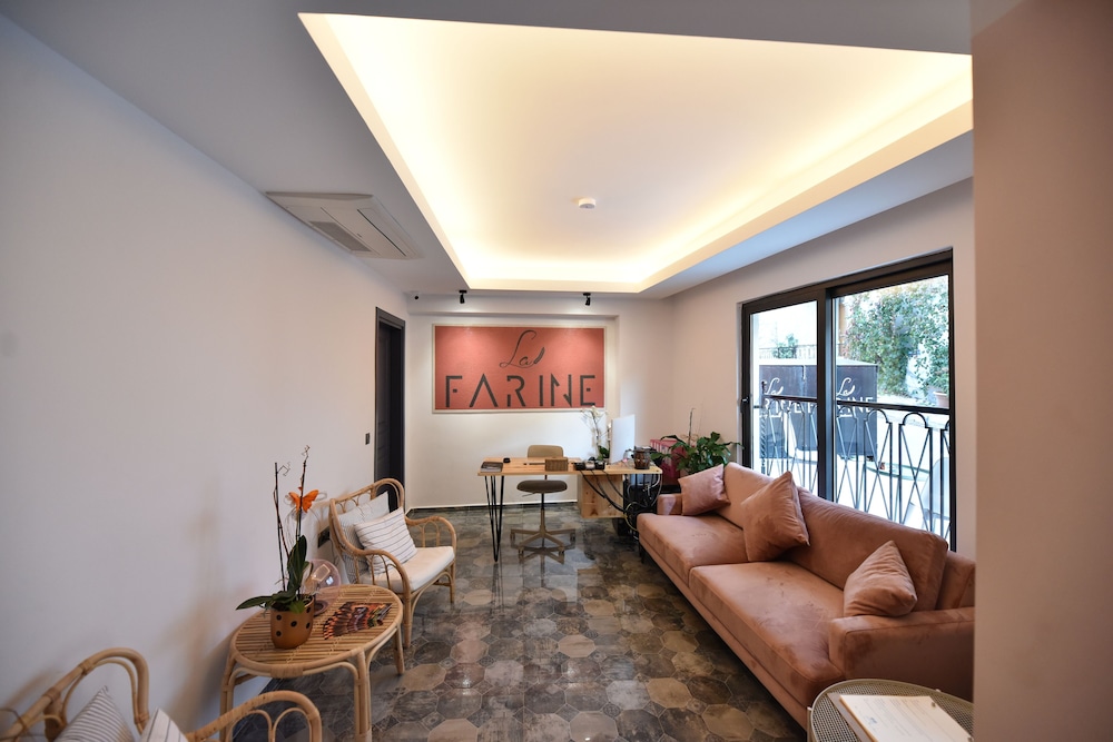 La Farine Hotel 34/49