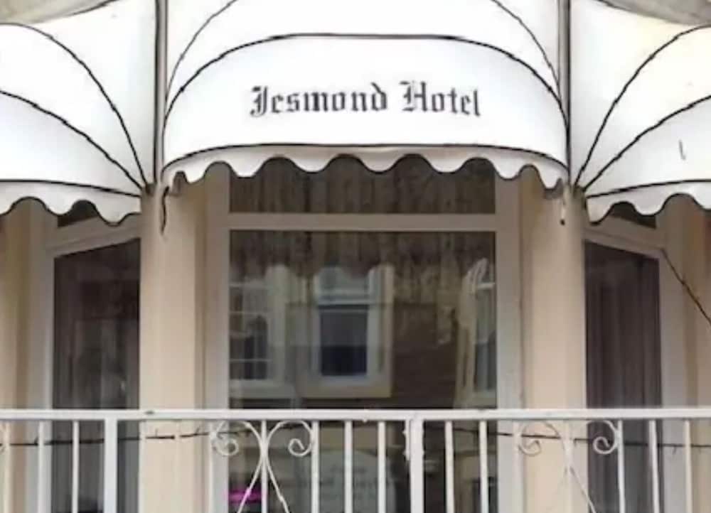 Jesmond International Hotel 6/69