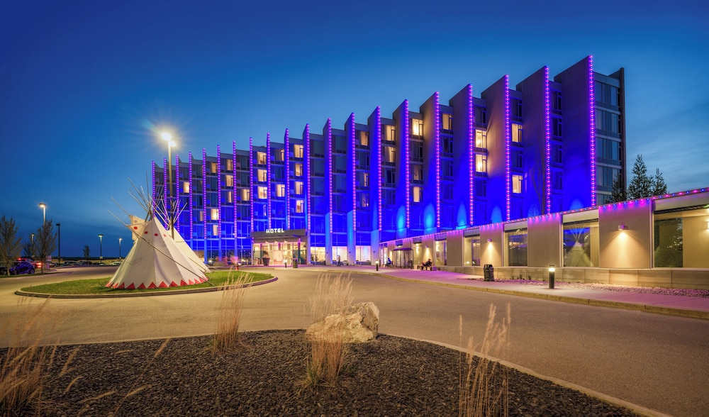 Grey Eagle Resort 10/80