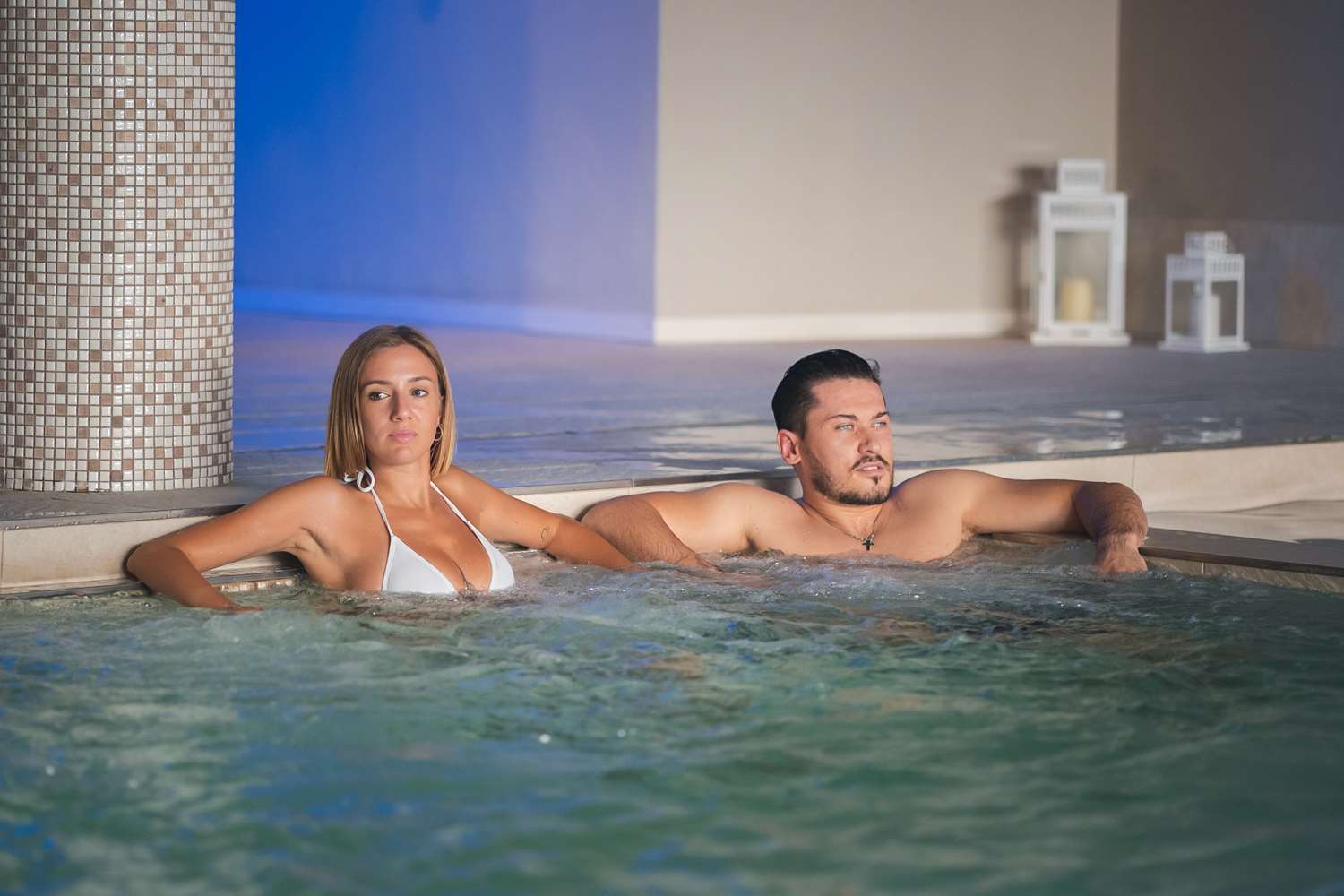 swimming pool spa