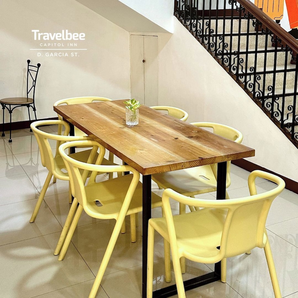 Travelbee Capitol Inn 17/20