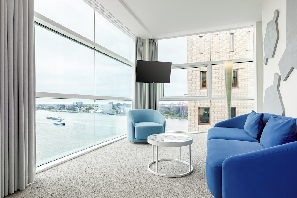 Room Mate Aitana 46/71