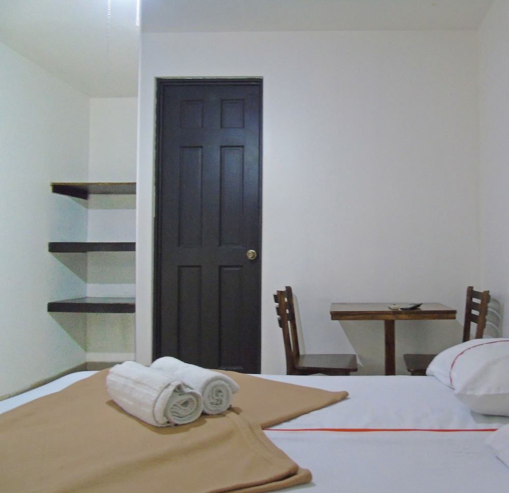 Hotel Quinta Avenida 28/56