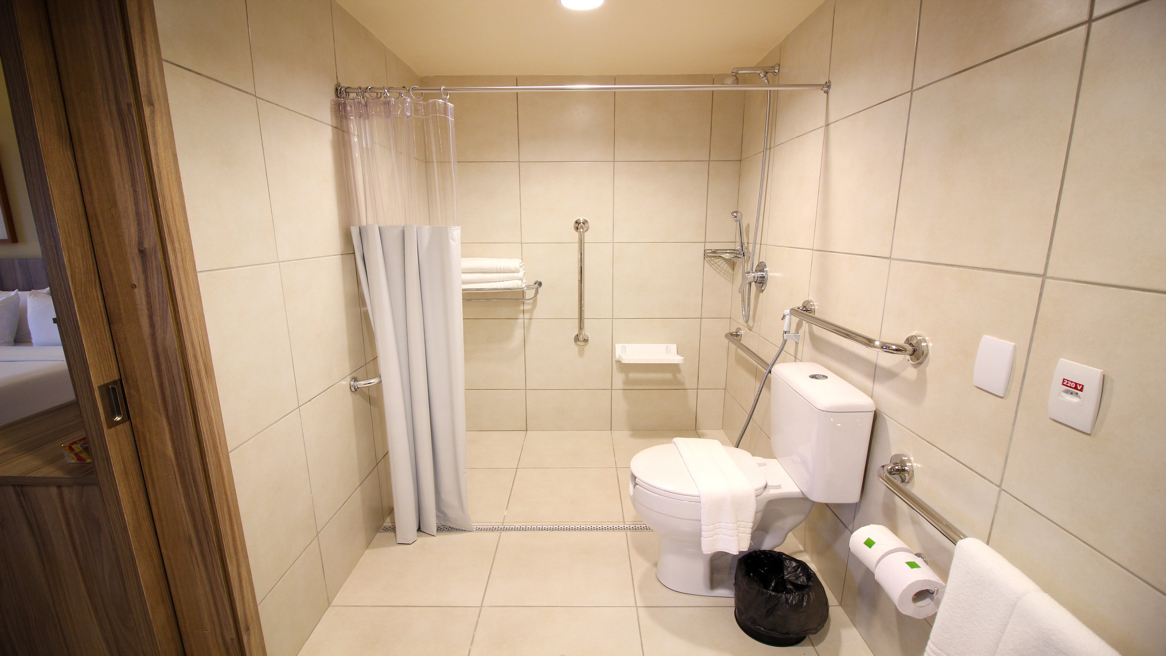 HOLIDAY INN FORTALEZA 76/76
