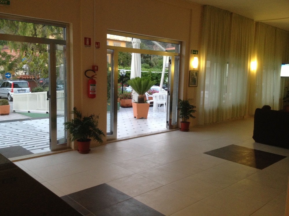 Hotel Germania 13/50