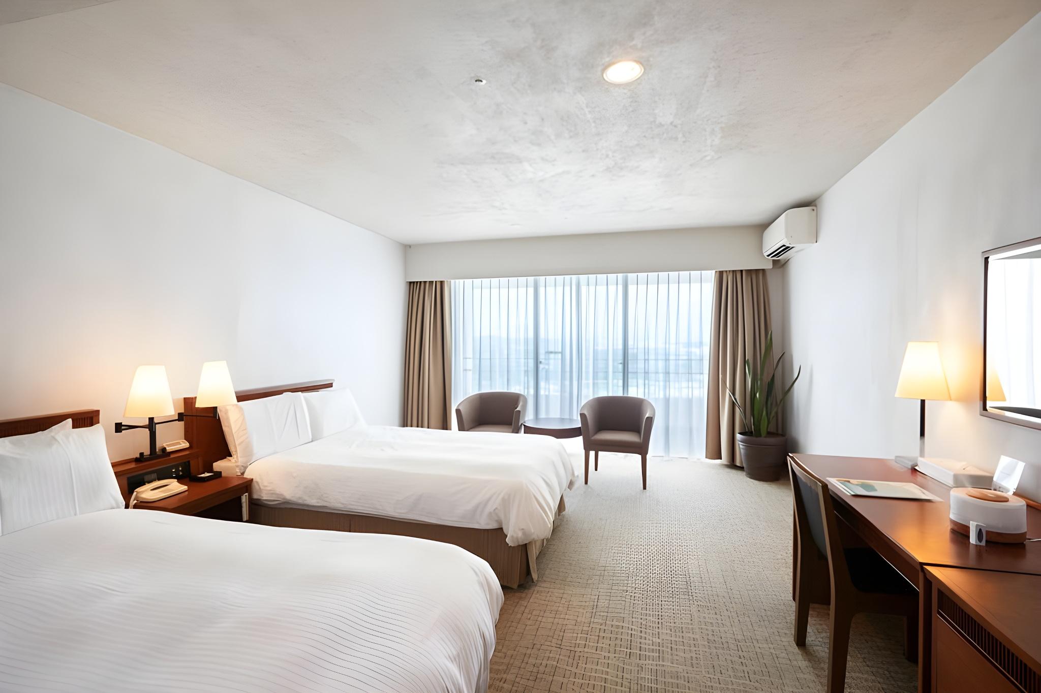 Suite, Twin Beds