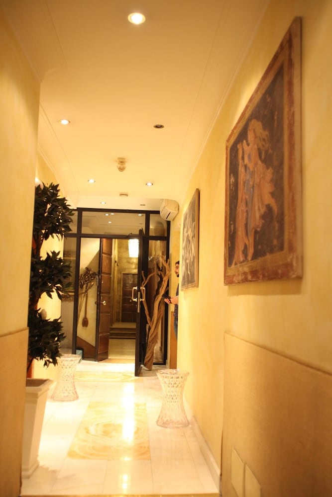 Luxury Rooms H 2000 Roma 7/53