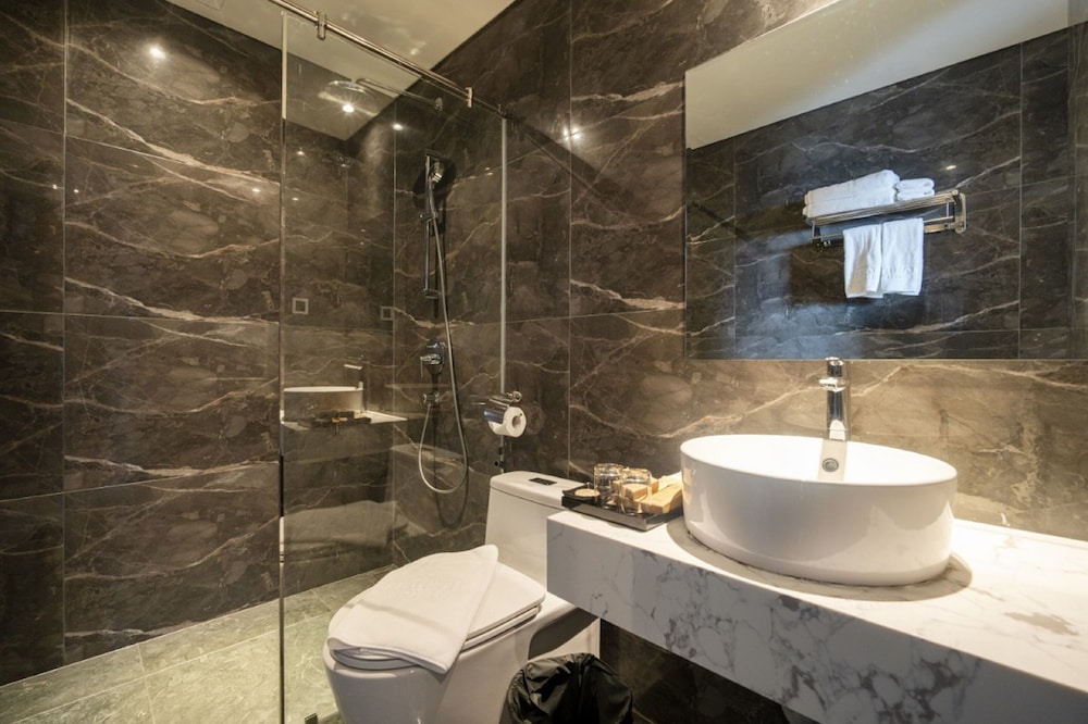 Family Suite, 4 King Beds, Ocean View