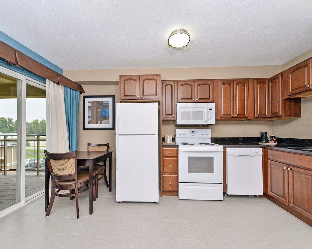 Comfort Inn & Suites Springfield I-55 29/37