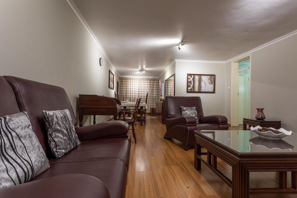Fallsway Apartments Louden Court 6/24