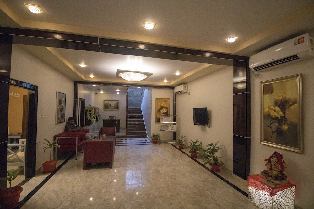 HOTEL KRC PALACE 29/37