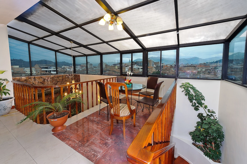 Hotel Yanuncay 31/38