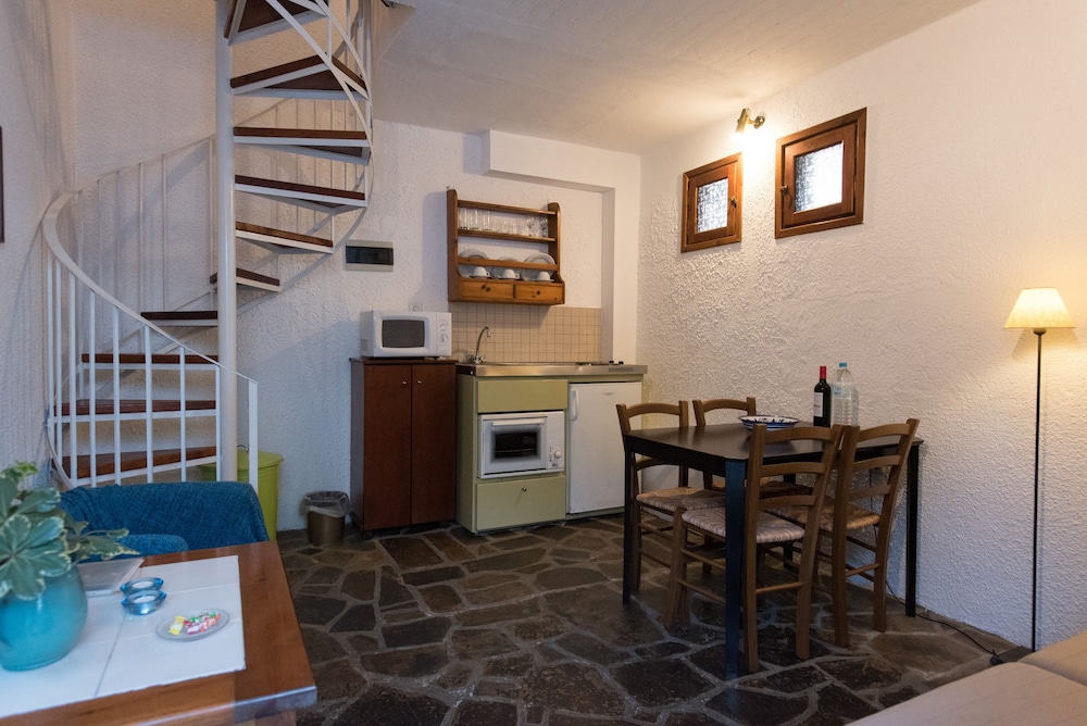 Proimos Maisonnettes 47/72