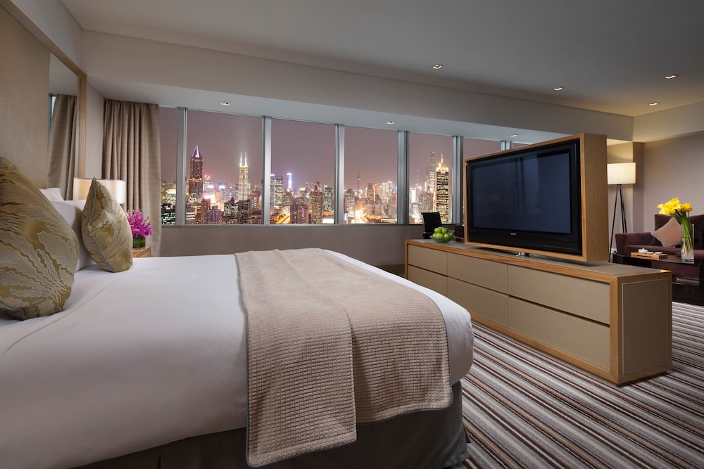 Jin Jiang Tower Hotel 30/63