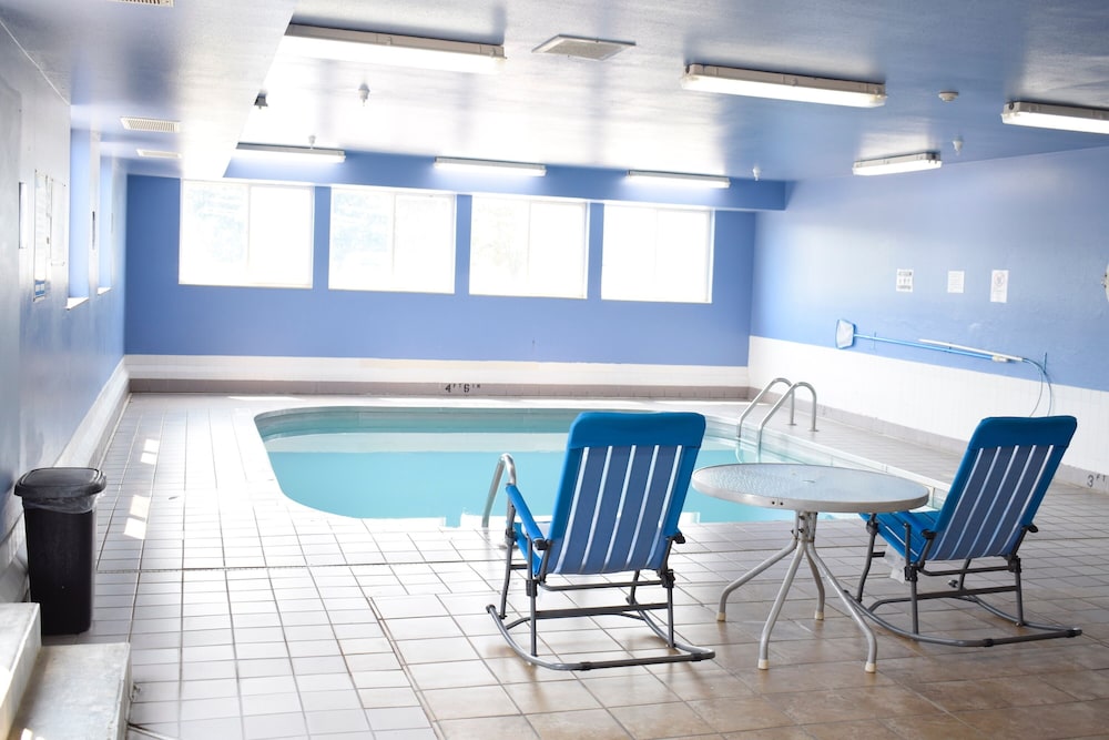 swimming pool spa