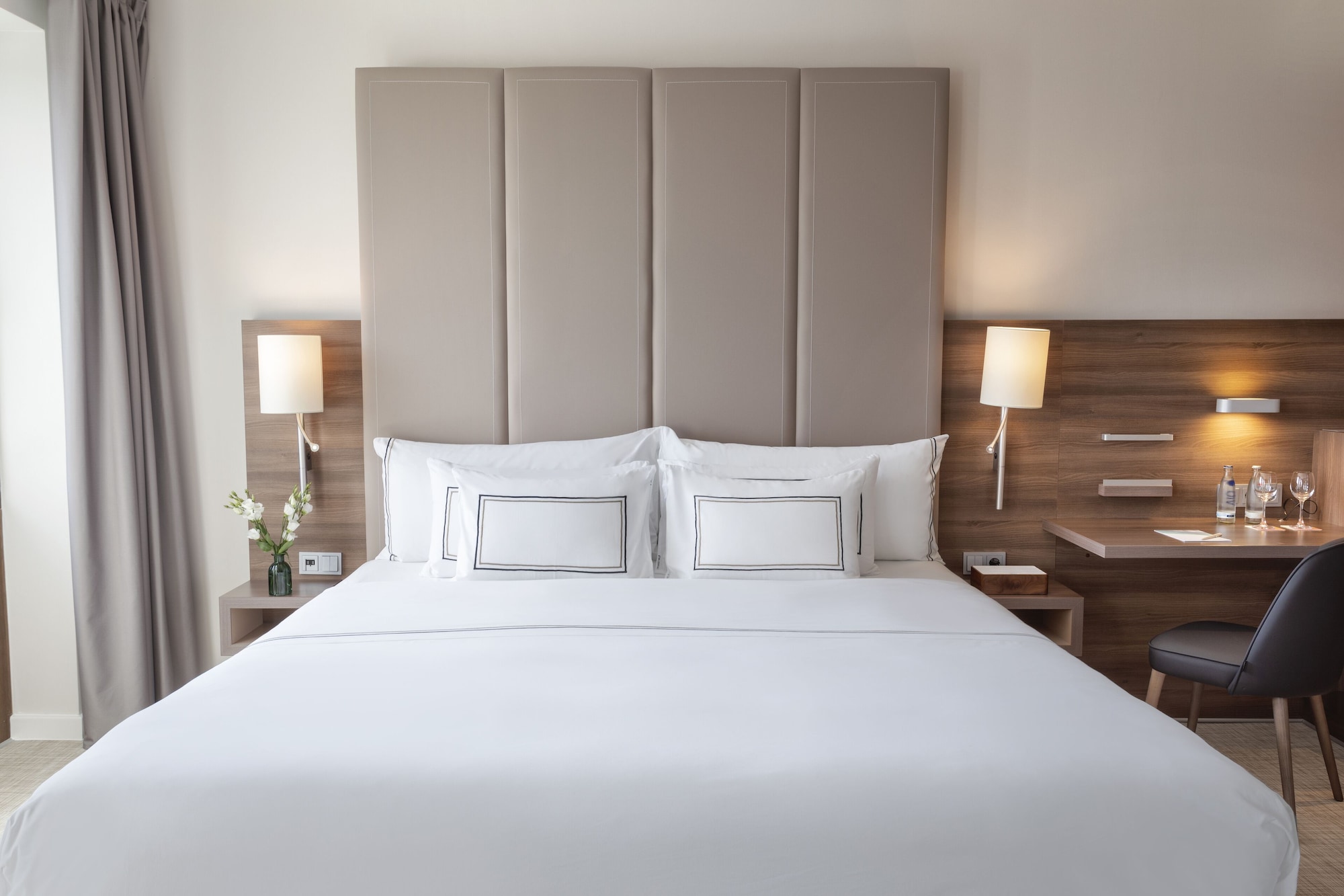THE LEVEL, JUNIOR SUITE, EXECUTIVE LOUNGE ACCESS