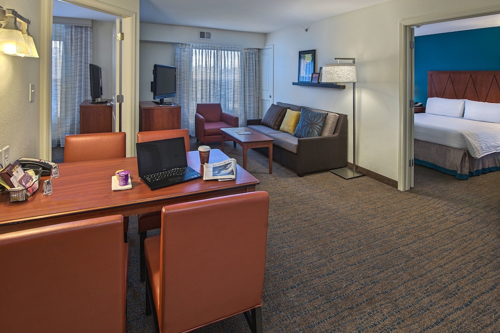Residence Inn by Marriott Fayetteville Cross Creek 23/36