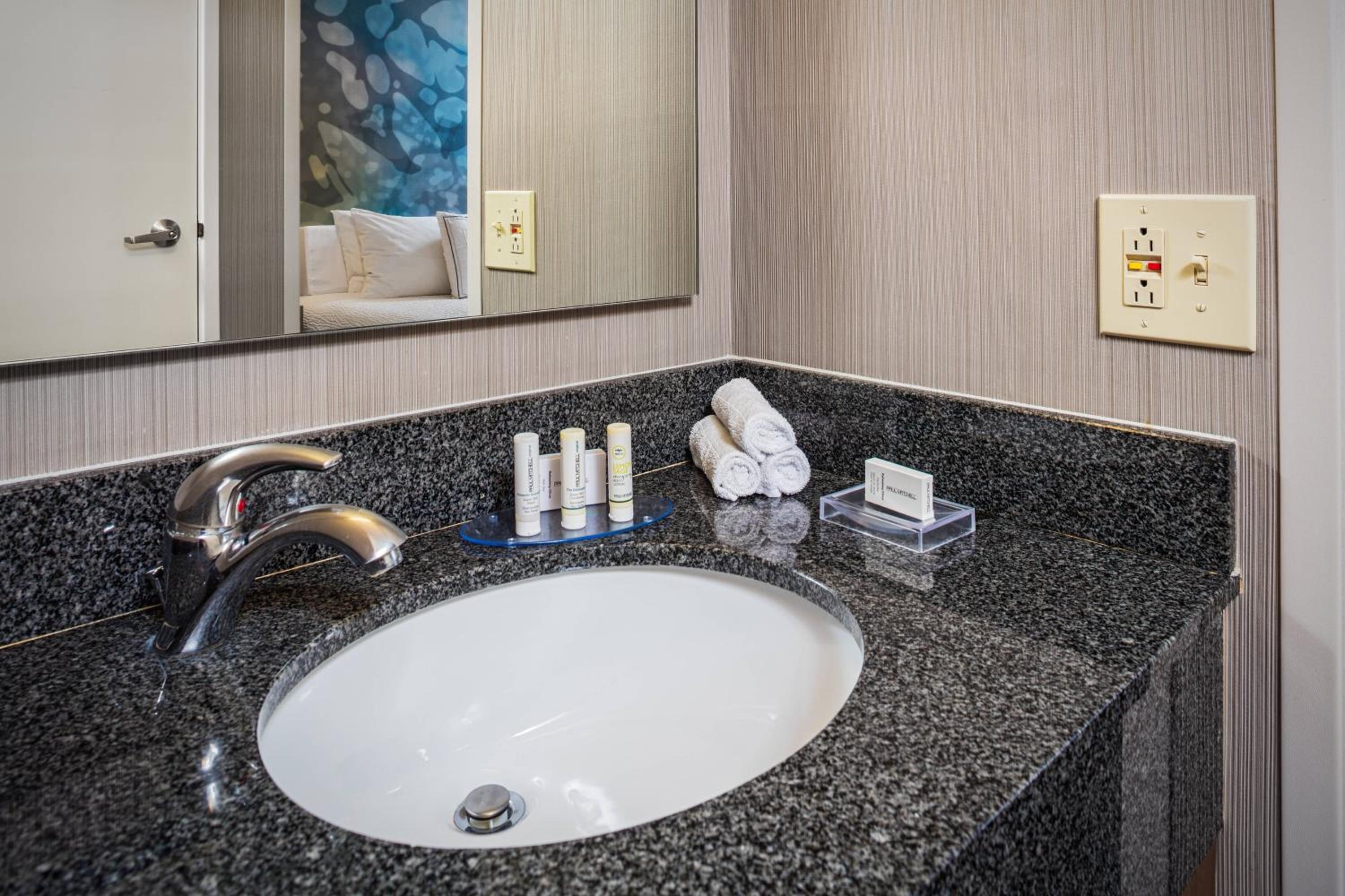 غرفة تنفيذية بسريرين مزدوجين، Courtyard By Marriott Riverside Ucr Moreno Valley Area 4/5