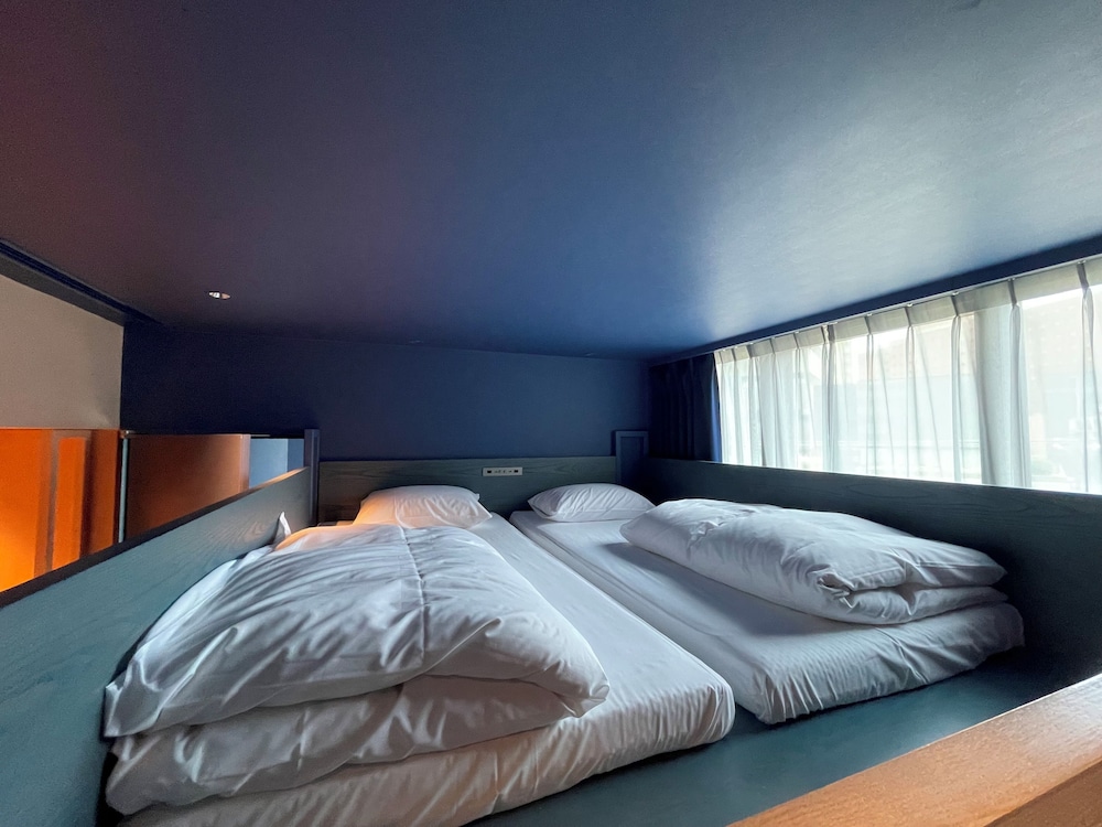 Connecting, Dark Blue, 4 Beds, Sofa