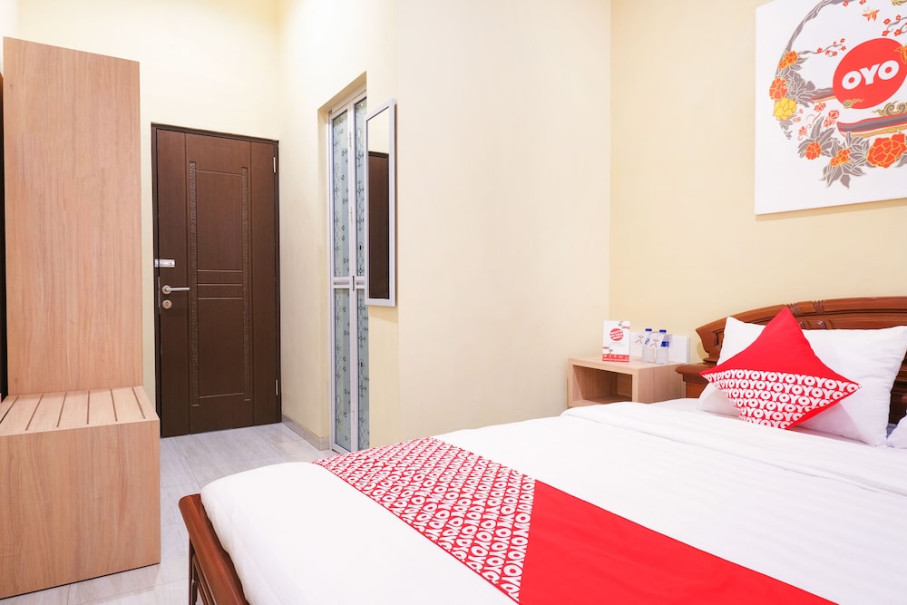Deluxe, Double Bed