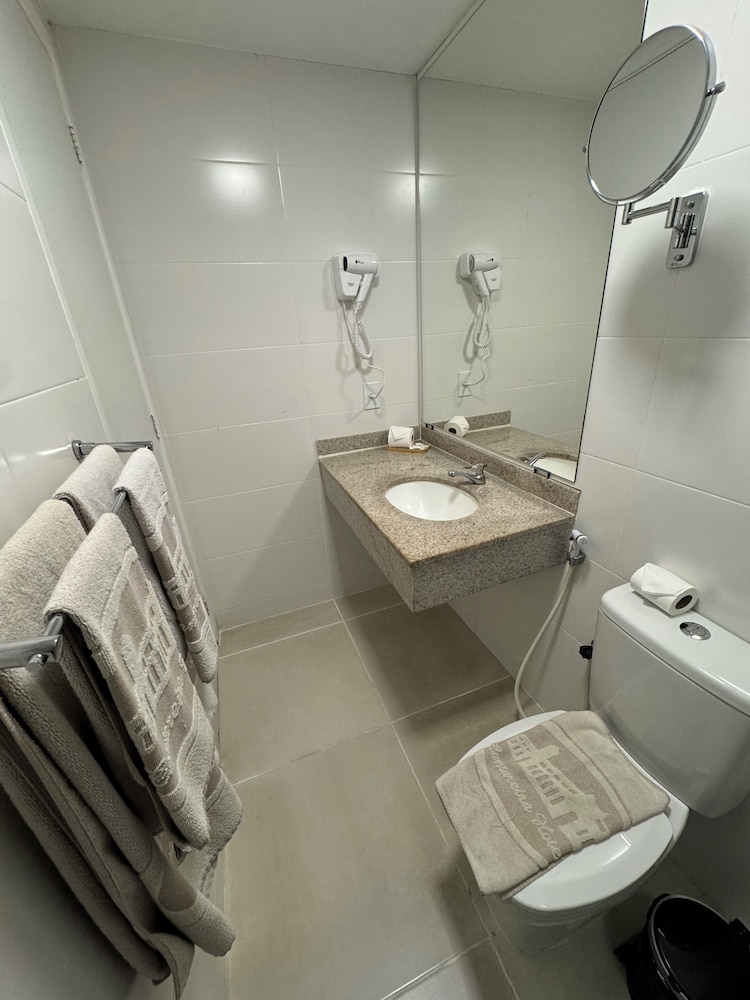 غرفة قياسية ثلاثية بثلاثة أسرّة، HOTEL CANTAREIRA 7/9