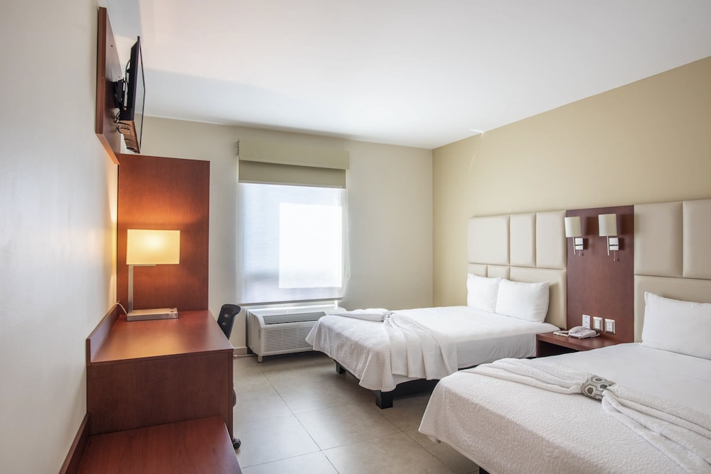 Av Inn Hotel 30/67
