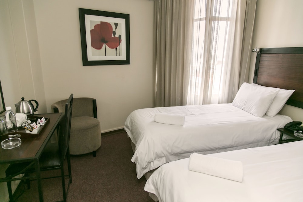 Hotel 224 28/72