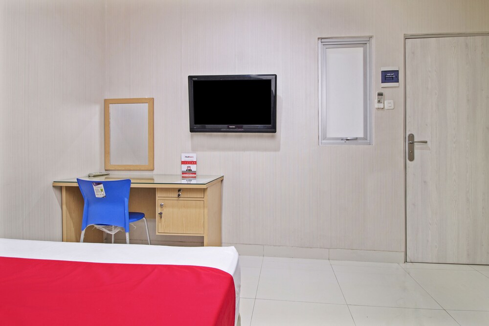 Reddoorz At Mangga Besar 2 23/27
