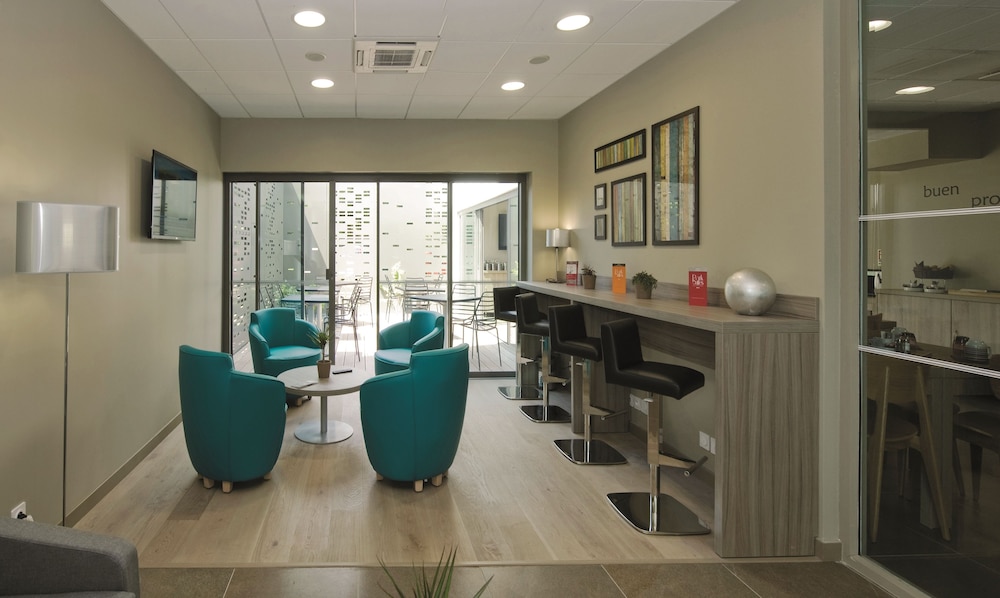 Appart City Confort Rennes Cesson Sevigne 48/56