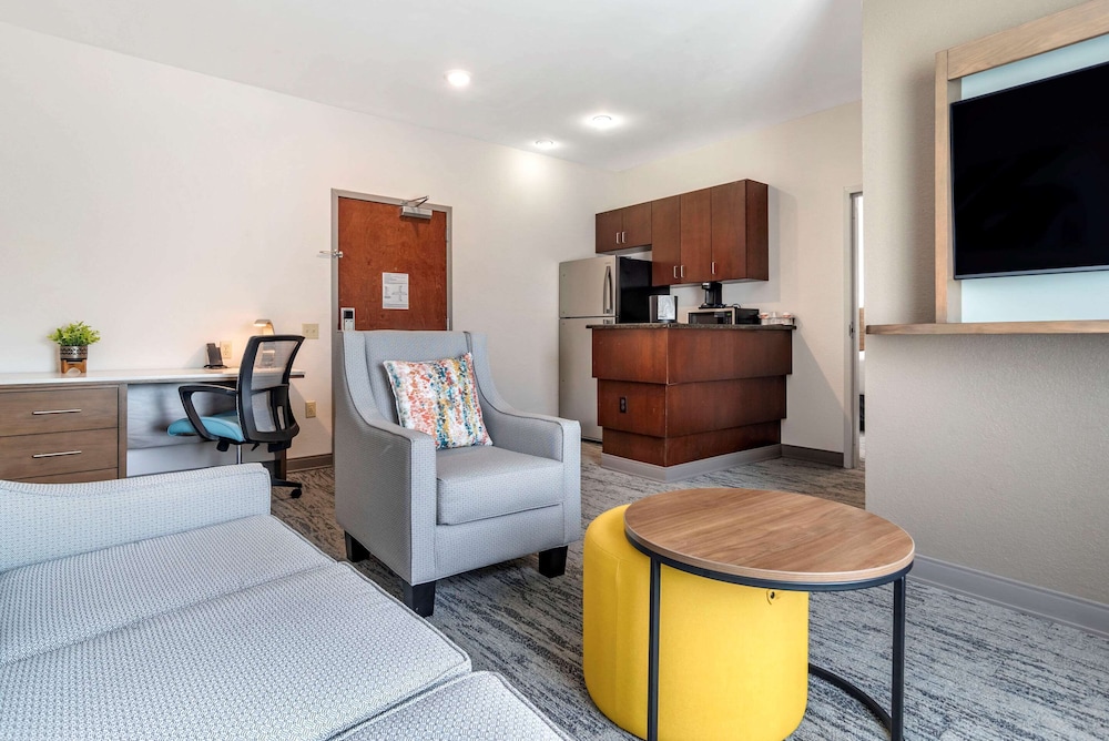 TRYP by Wyndham Tallahassee North I-10 Capital Circle 42/63