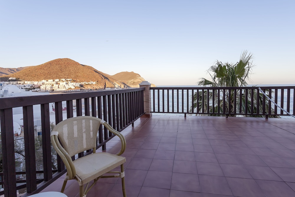 Dona Pakyta Hotel 2/30