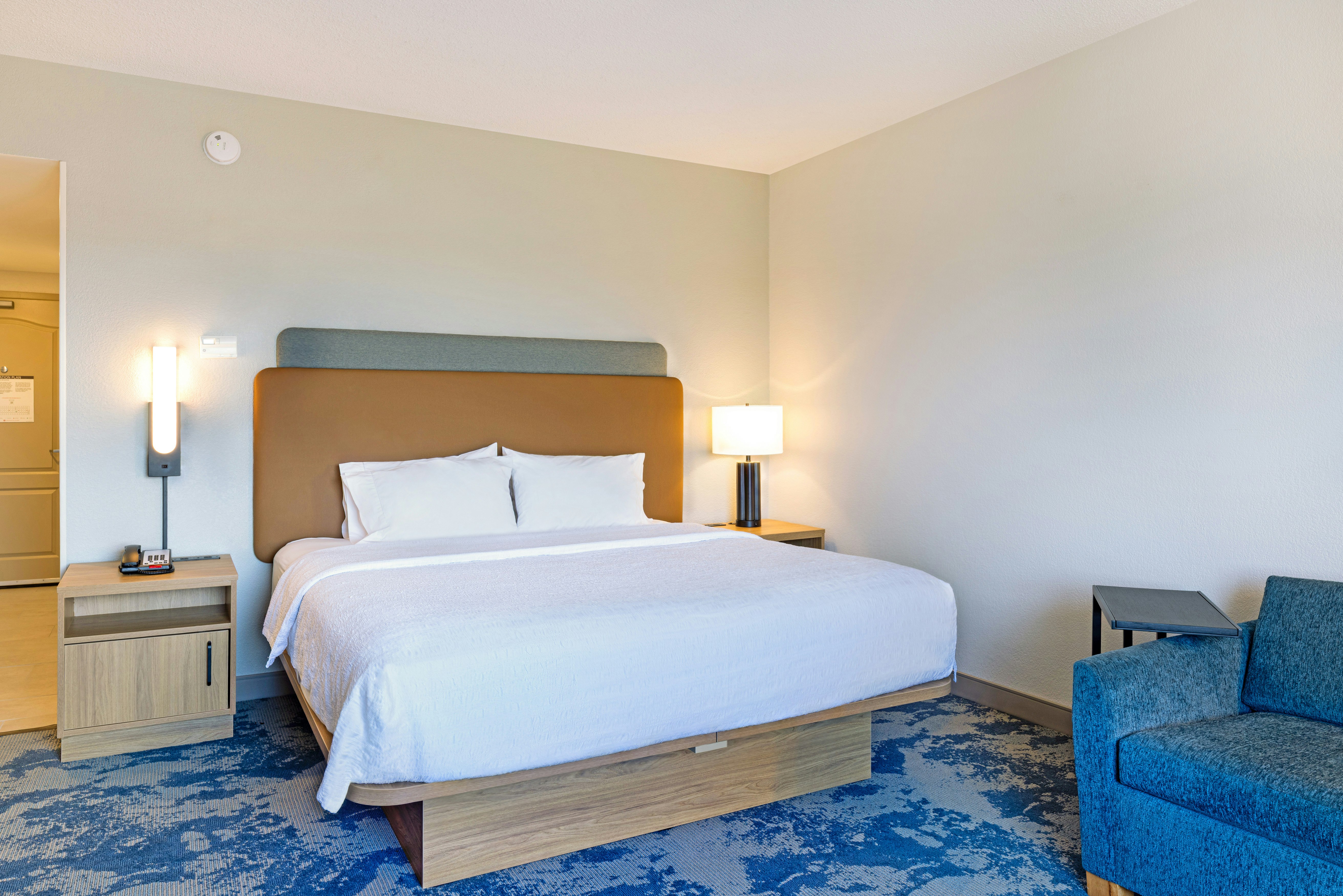 Room, King Bed, Sofa