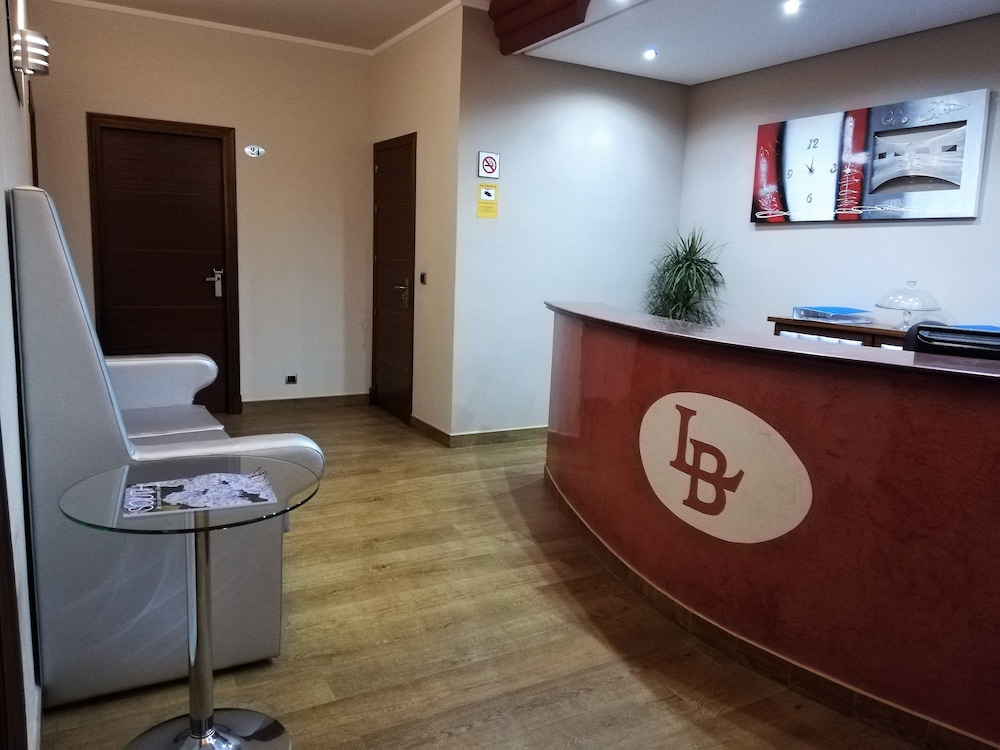 LB Lebrija Hotel & Terrace 9/65