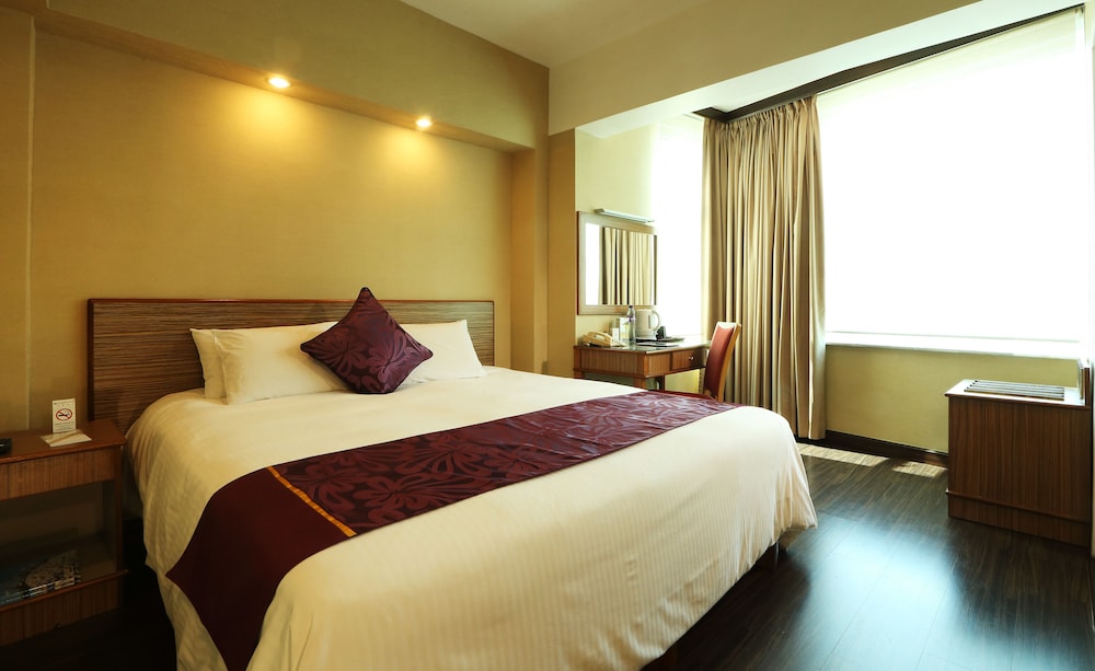 The Imperial Hotel Hong Kong 12/46