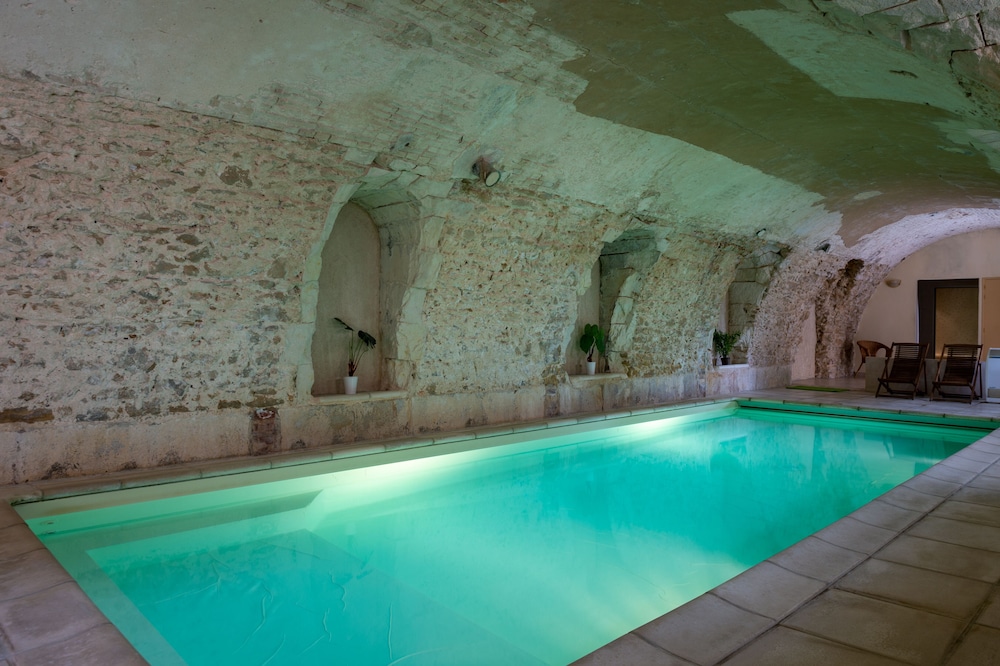Domaine de la Courbe Hotel & Spa 44/65
