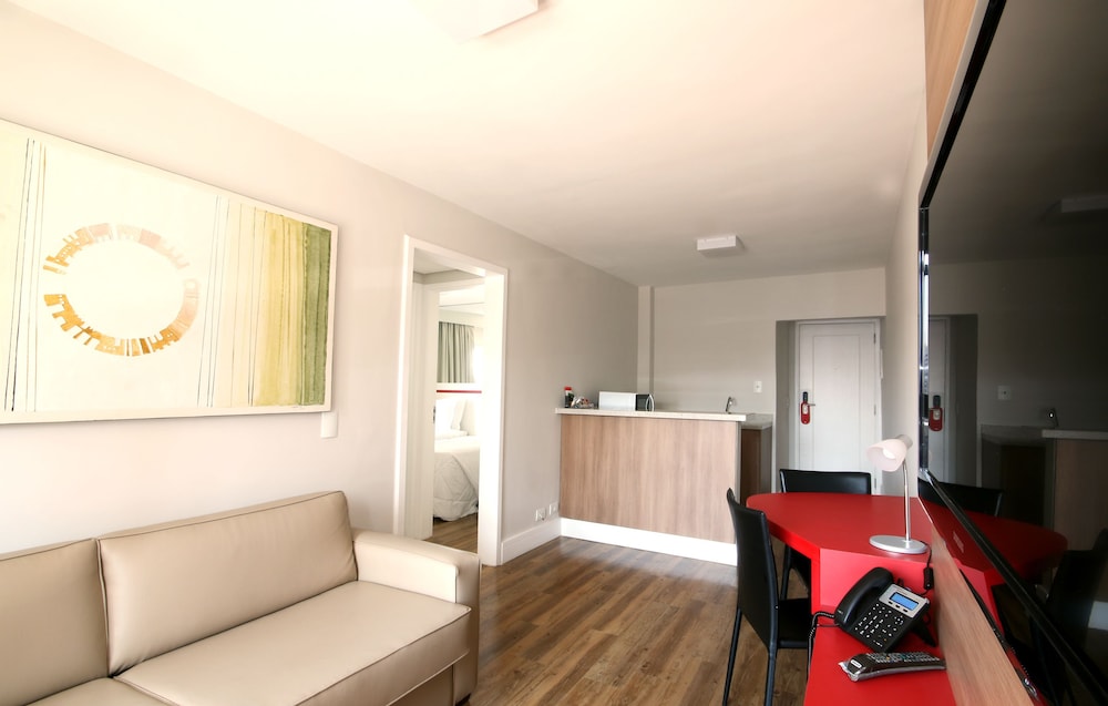 Ez Aclimação Hotel 80/100